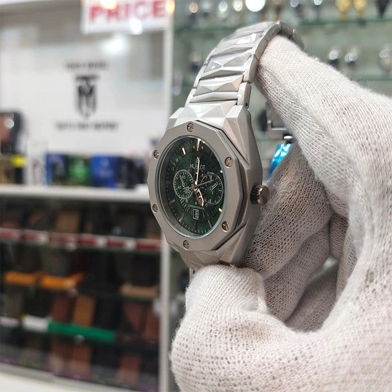 Diamond-Cut Green Dial