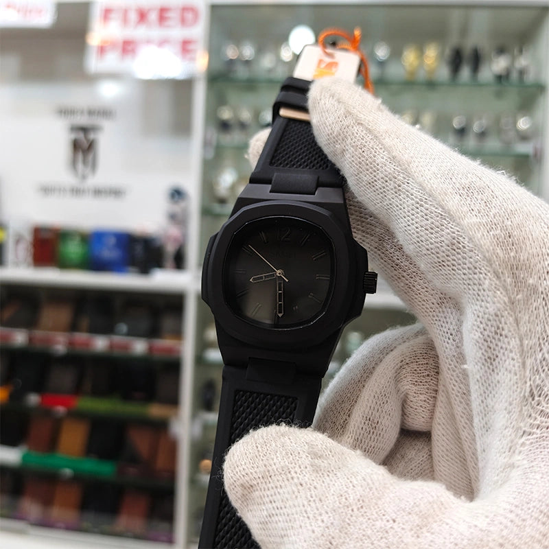 Skmi 1717 Black