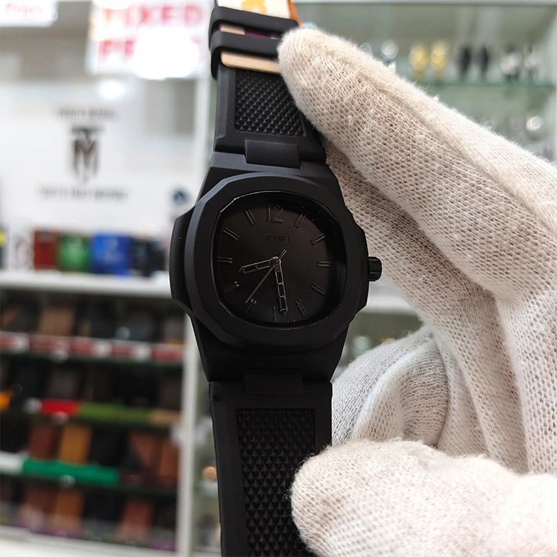 Skmi 1717 Black