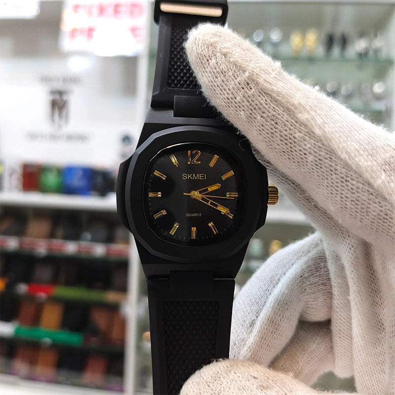 Skmi 1717 Black Golden
